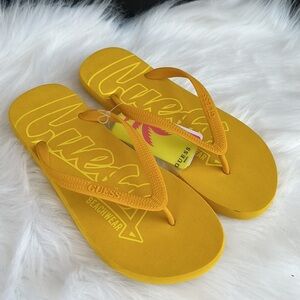 New GUESS UNISEX BEACH SANDALS SZ 9